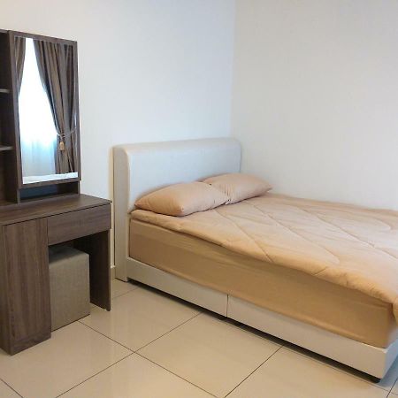 Aliff Avenue 2 Bedroom Homestay 조호르 바루 외부 사진