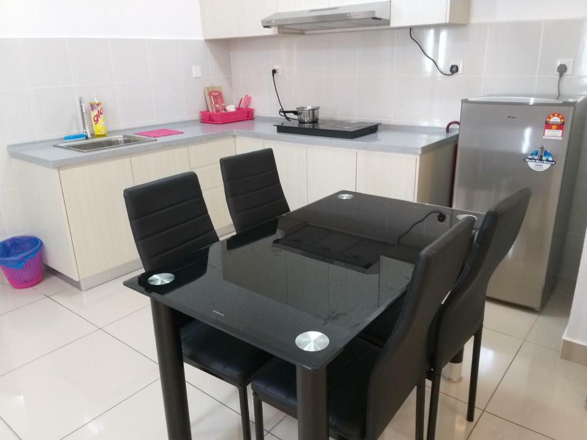 Aliff Avenue 2 Bedroom Homestay 조호르 바루 외부 사진